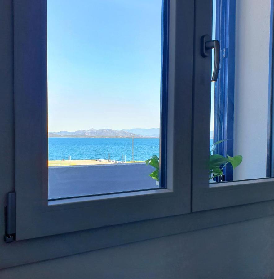 Sky And Sea Apartment Calasetta Exterior foto
